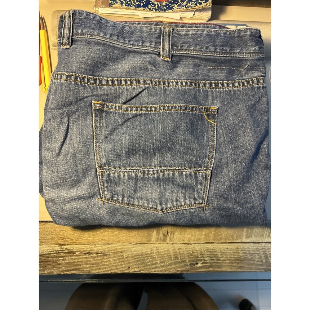 Tommy bahama Men’s jeans 48 X 26 Inseam